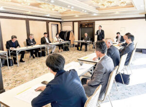 各県が景況感などについて報告