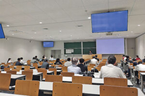 各種研究成果が発表された会場のようす