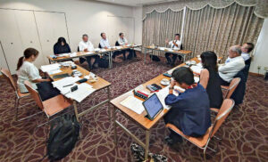 今後の事業計画を協議