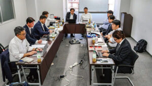 対面では２回目となる理事会を開催