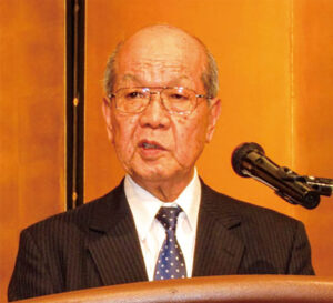 主催者を代表して小河理事長があいさつ