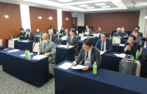 １都２府４県のR・J部会代表ら計26人が出席