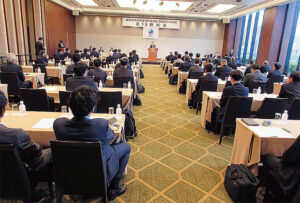 会員ら約80人が参集
