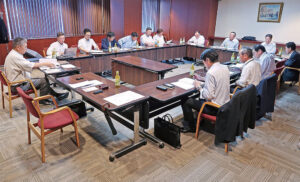 今期の役員体制や事業計画などを決定