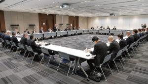 約40人が参加して協会内外の情報の共有図る